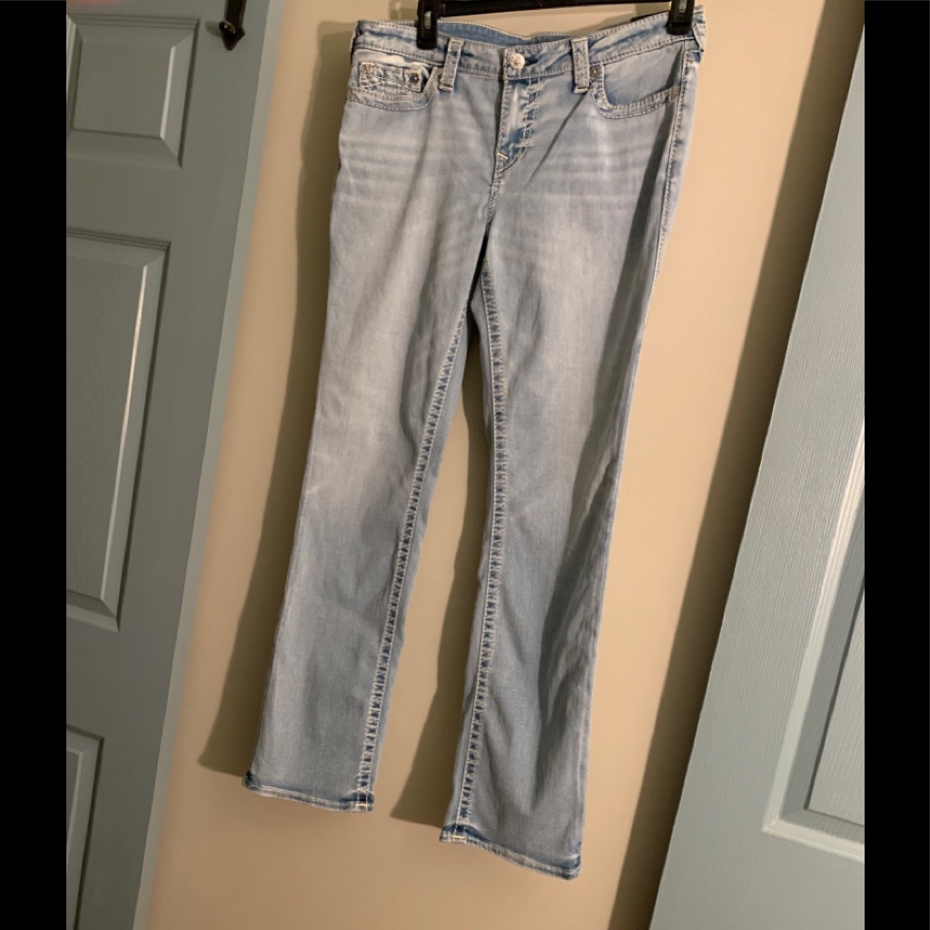 True Religion Billie Mid Rise Straight.